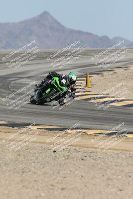 media/Oct-02-2025-Racers Edge (Thu) [[2c91cb6ab3]]/2-A Group/Session 5-Turn 12 (130pm)/